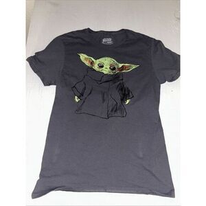Star Wars Baby Yoda T Shirt‎ Size Medium